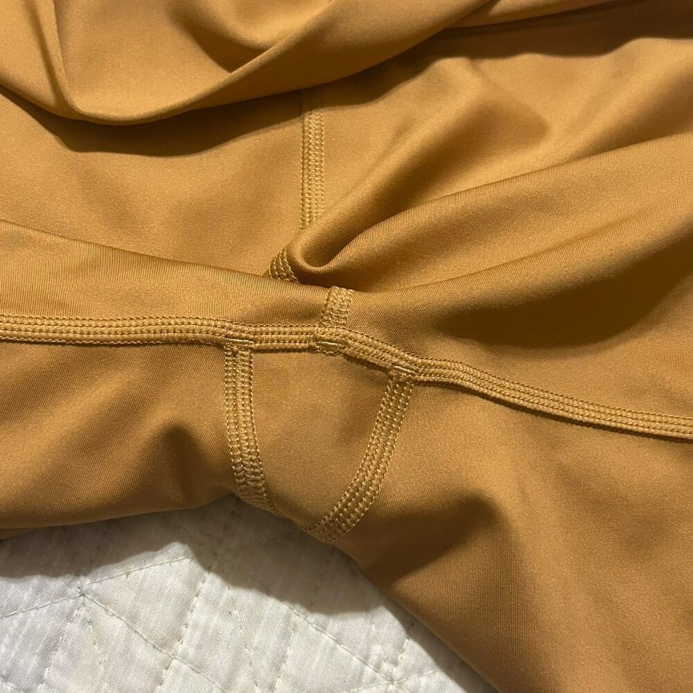 ALO High Waist Biker Shorts Womens M Lot Of 2 Taupe Rust 4" Inseam Athletic Yoga - Picture 7 of 13